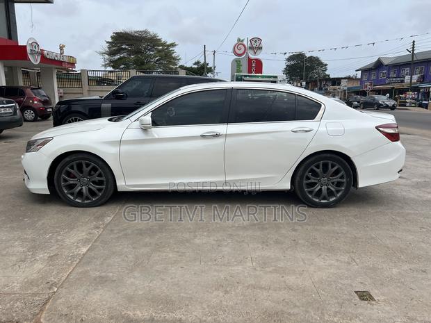 Honda Accord 2015 White