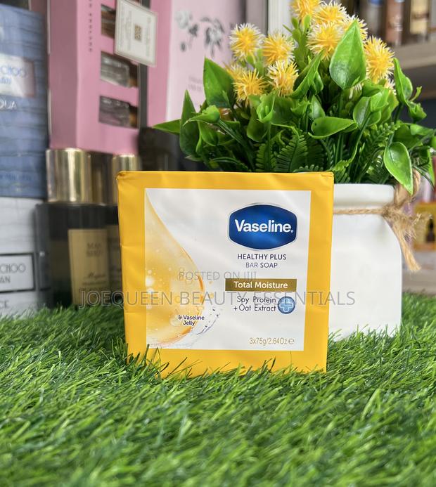 Vaseline Healthy Plus 3in1 Bar Soap · Photo 2