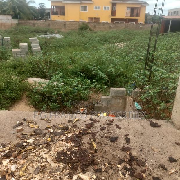 2 and Helf Plots for Sale at Spintex · Photo 3