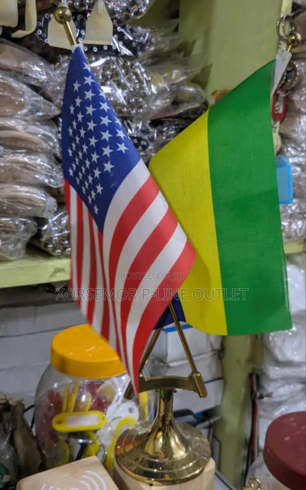 Double Desktop Gold Flag Stand