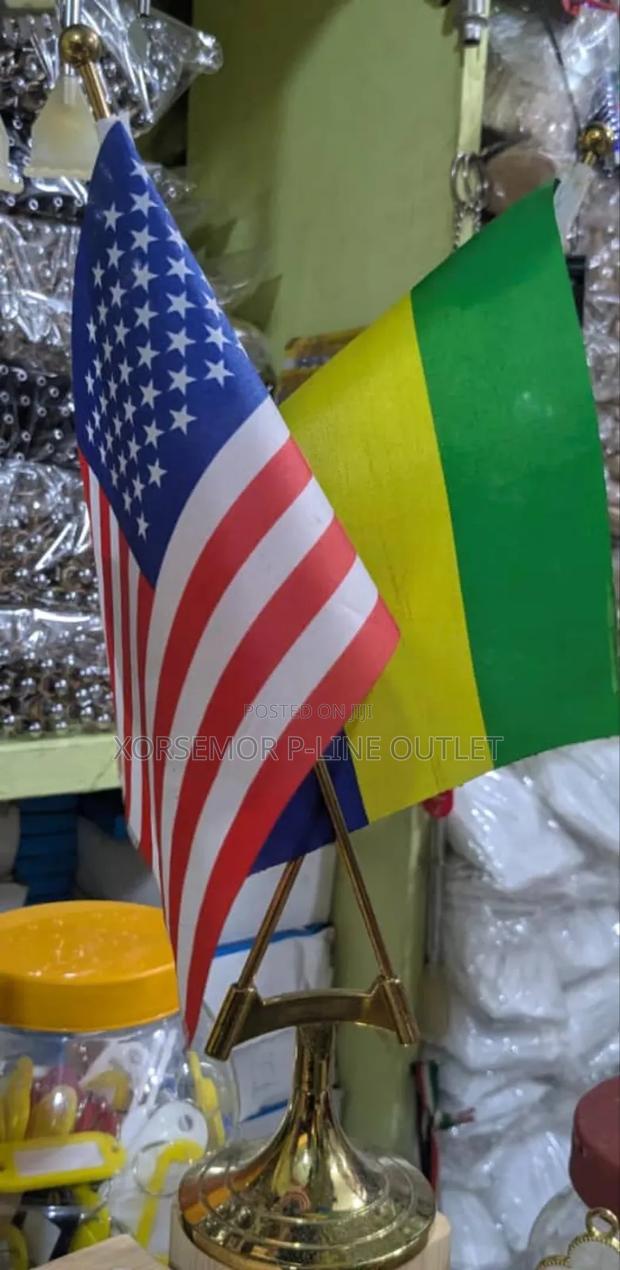 Double Desktop Gold Flag Stand