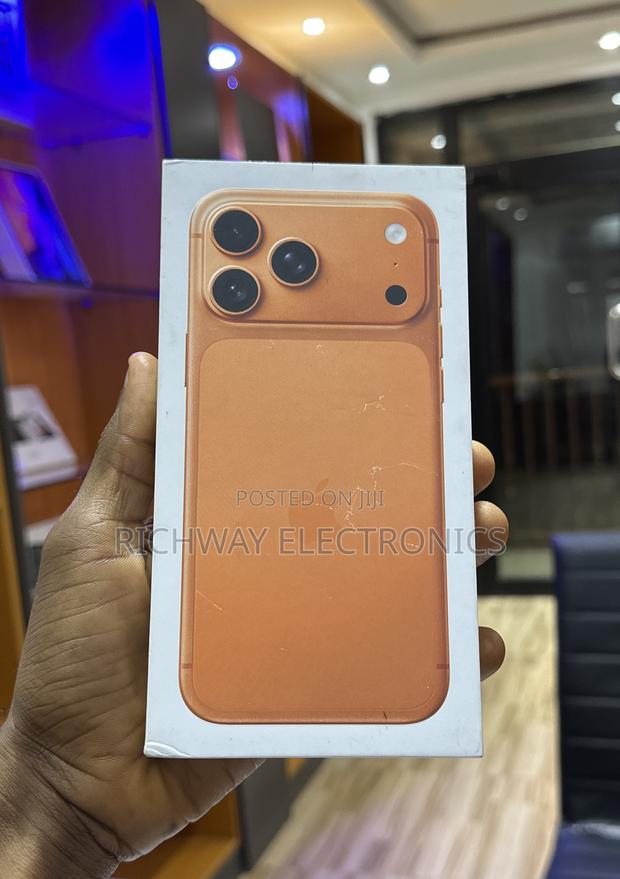 New Apple iPhone 17 Pro Max 512 GB Orange
