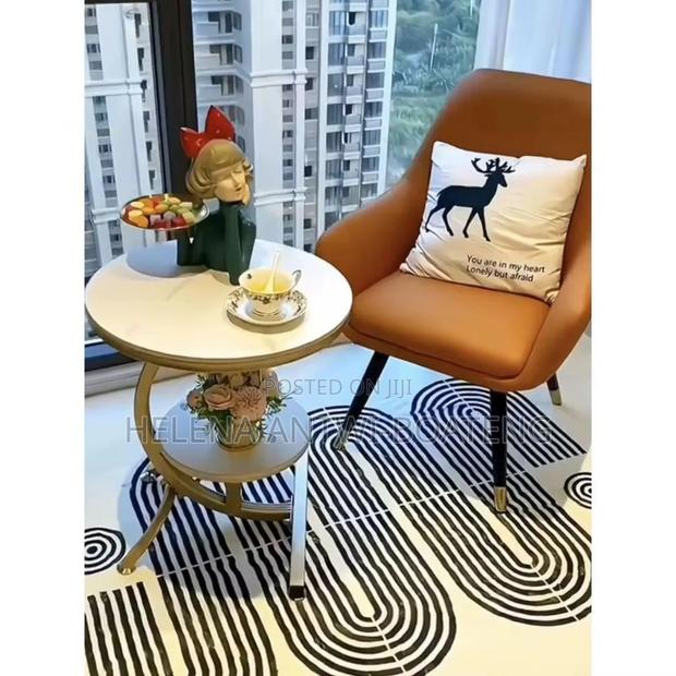 Round Side Coffee Table photo 2