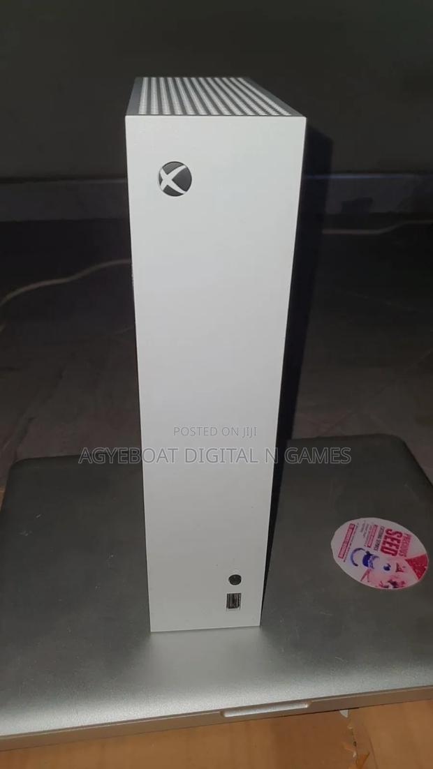 Xbox Series S With 512gb · Photo 4