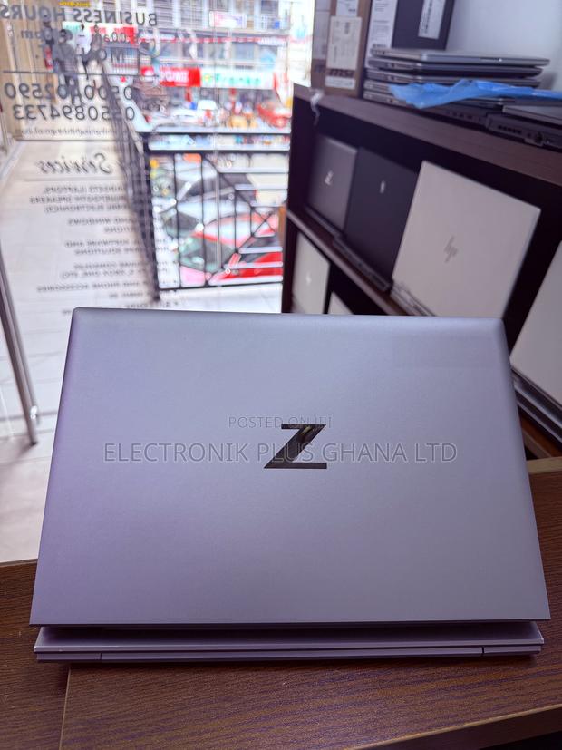 Laptop HP ZBook Firefly 14 G7 32GB Intel Core i7 SSD 512GB photo 3