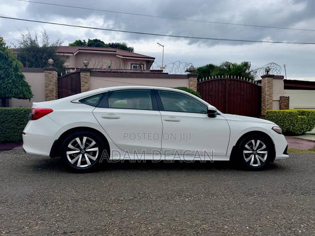 Honda Civic LX 2022 White