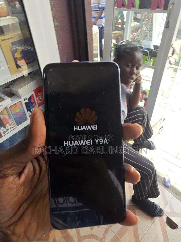 New Huawei Y9a 128 GB Purple · Photo 1