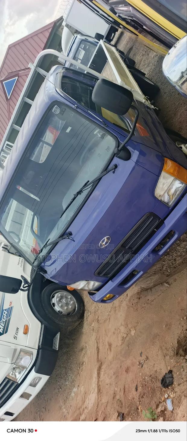 Hyundai Mighty Truck 3.5 Ton photo 3