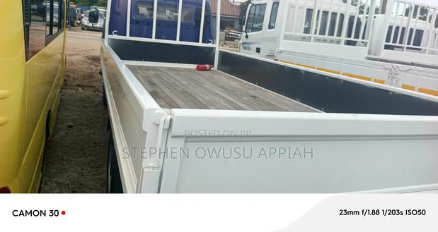 Hyundai Mighty Truck 3.5 Ton photo 4