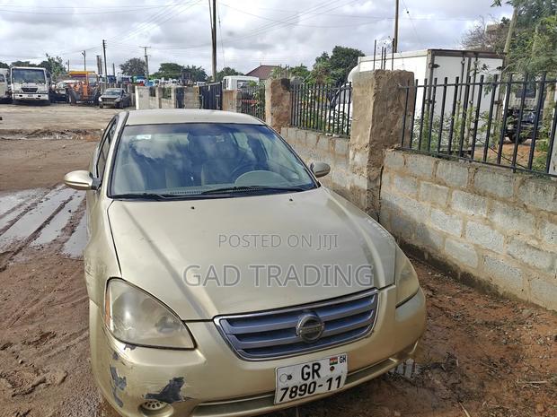 Nissan Altima 2006 Gold