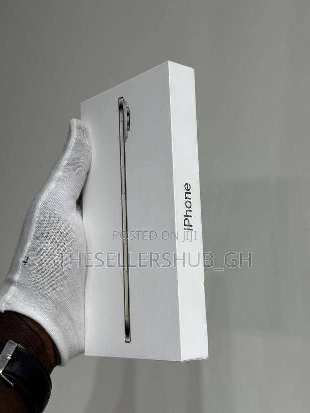 New Apple iPhone Air 256 GB Silver · Photo 1