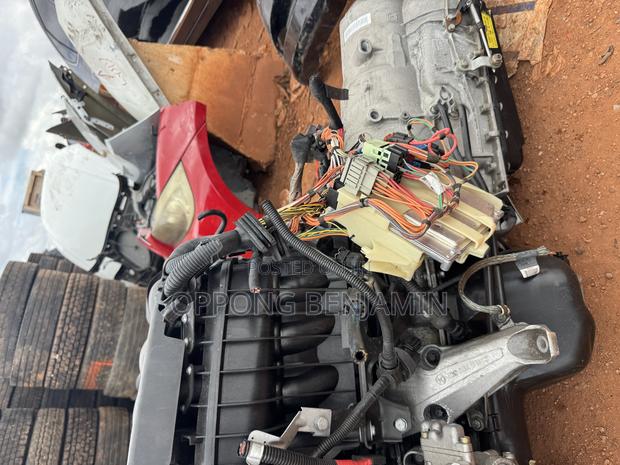 BMW 320i Engine and Gearbox