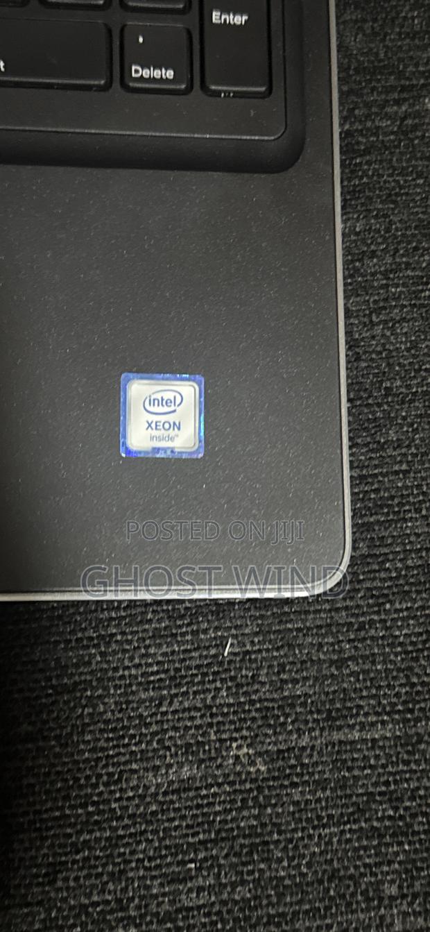 Laptop Dell Precision 15 7520 16GB Intel Xeon SSD 512GB photo 2