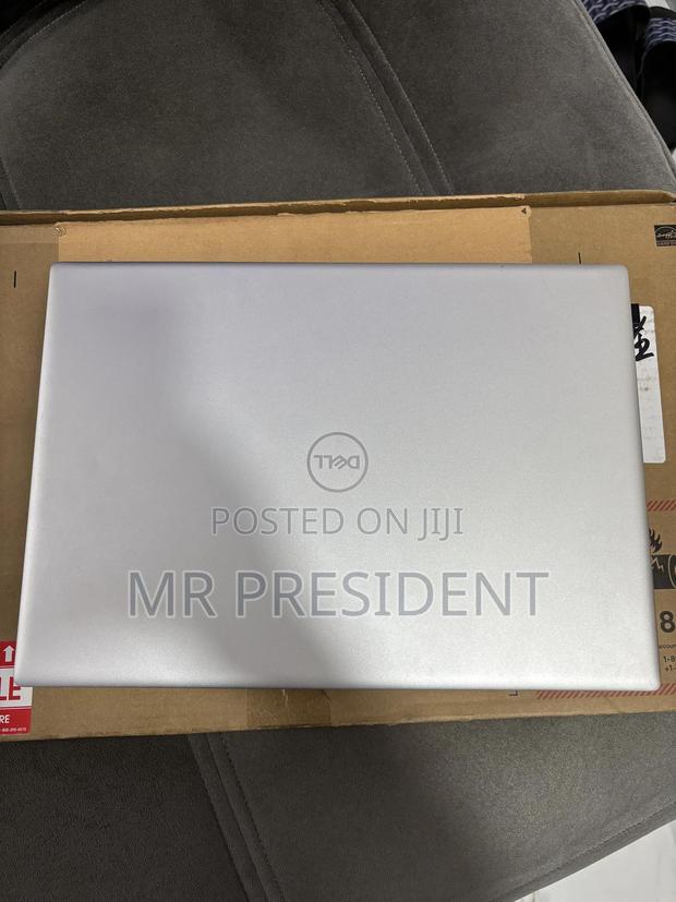 Laptop Dell Inspiron 16 5620 8GB AMD Ryzen 5 SSD 500GB photo 3