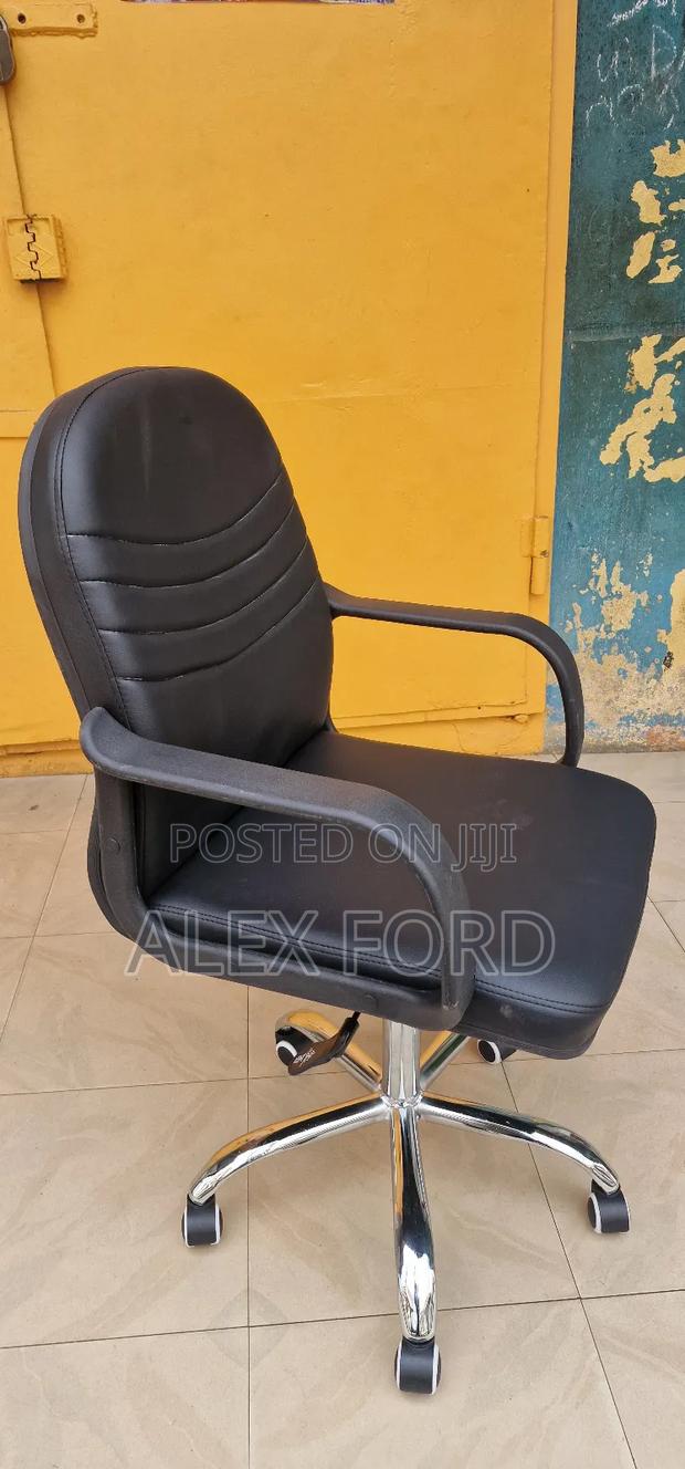 Office Chair Leather · Photo 4