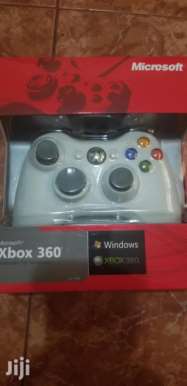 Xbox 360 Controller · Photo 2