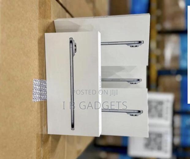 New Apple iPhone Air 256 GB White photo 2