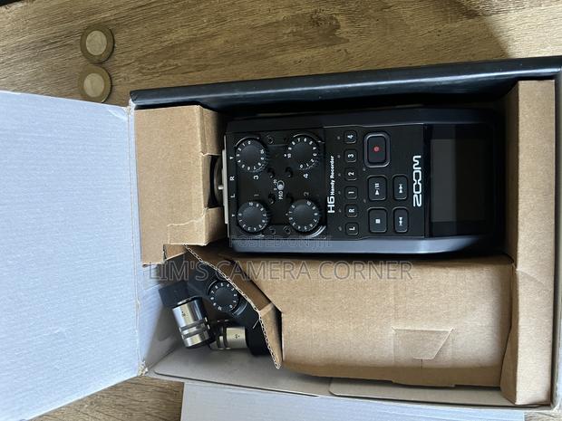 Zoom H6 Handy Recorder photo 3