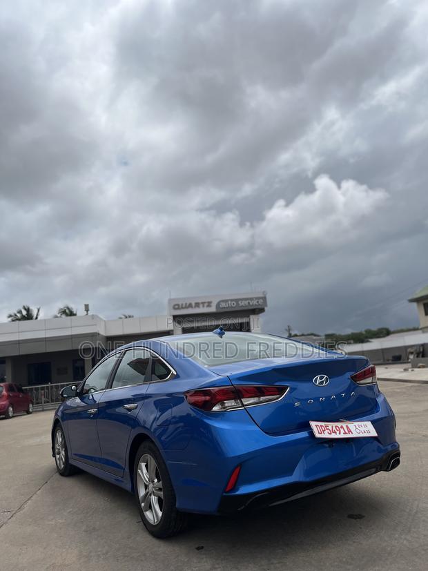 Hyundai Sonata SE 2018 Blue