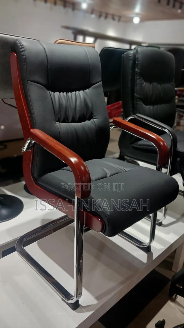 Office Chair · Photo 4