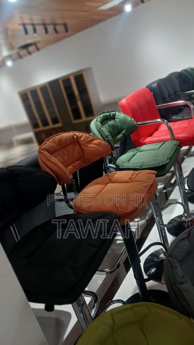 Executive Counter Chair Available · Photo 3
