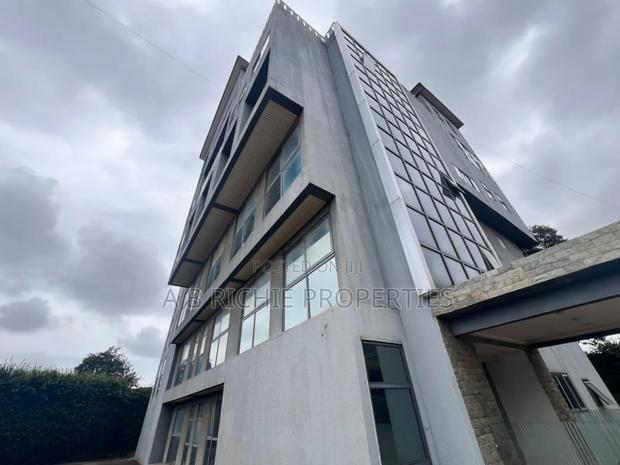 Commercial Office Space for Sale · Photo 3
