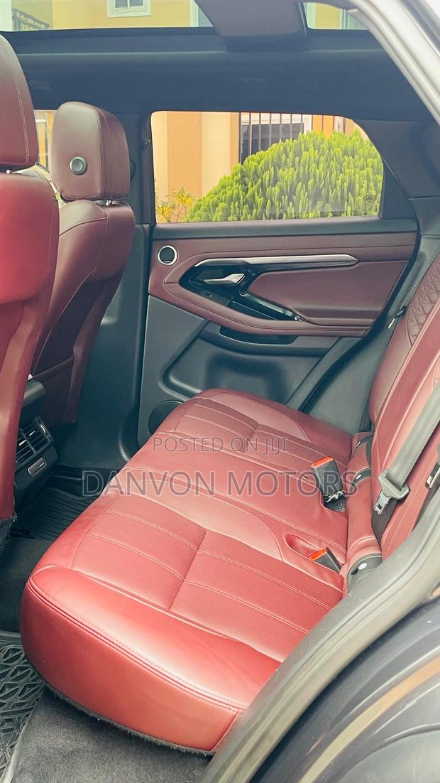 Land Rover Range Rover Evoque R-Dynamic SE AWD 2020 Gray photo 9