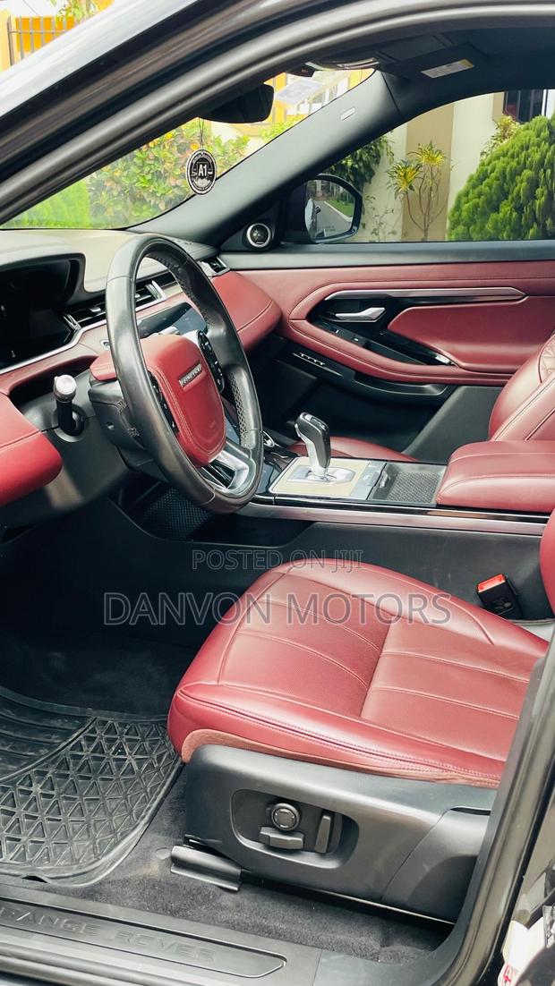 Land Rover Range Rover Evoque R-Dynamic SE AWD 2020 Gray photo 10