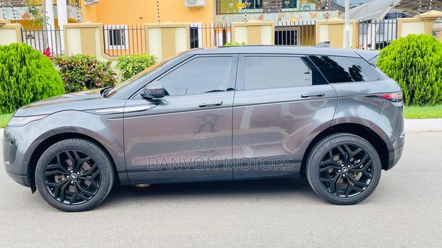 Land Rover Range Rover Evoque R-Dynamic SE AWD 2020 Gray photo 7