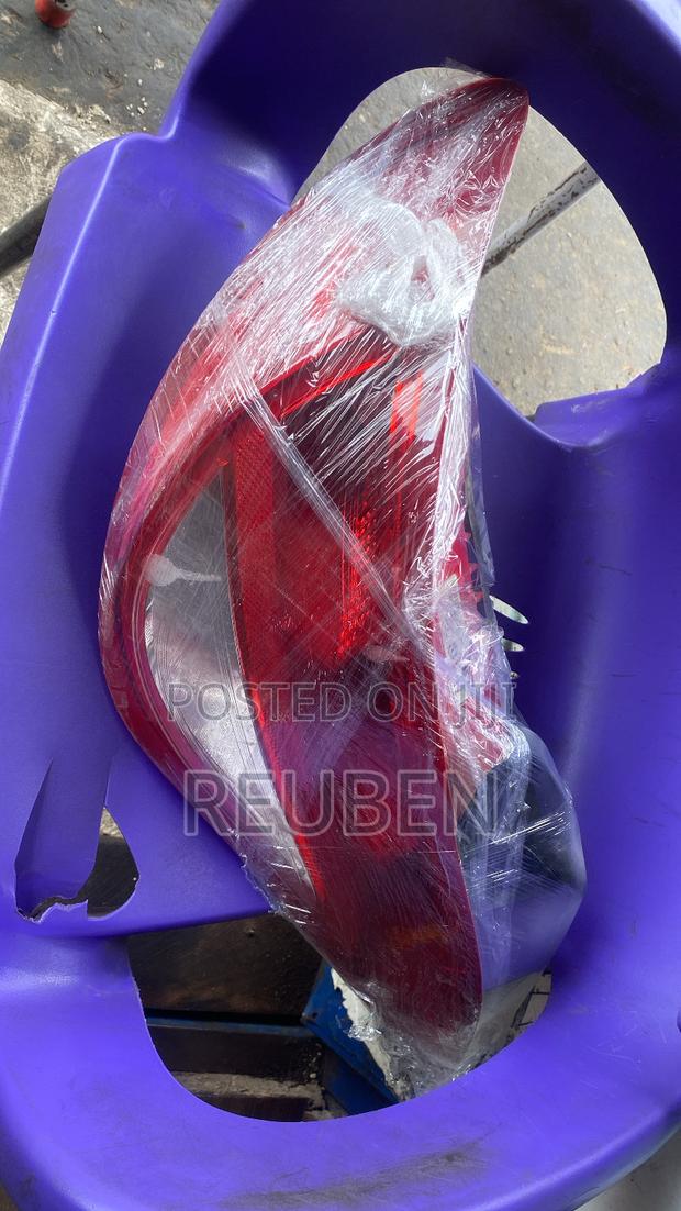 Mercedes-Benz Cla Tail Light photo 3