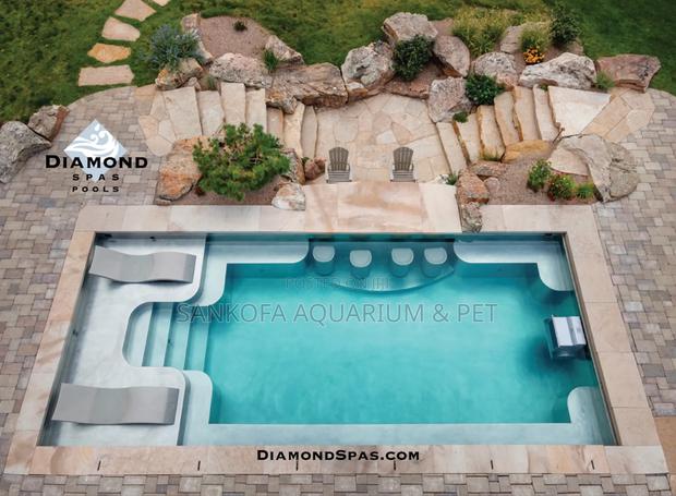Construction of Classic Customized Swimming Pool · Photo 4