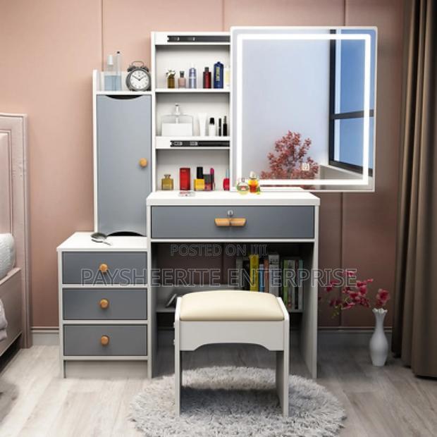 Dressing Mirror With Led Light 1120gh · Photo 2