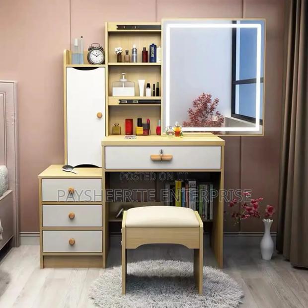 Dressing Mirror With Led Light 1120gh · Photo 3