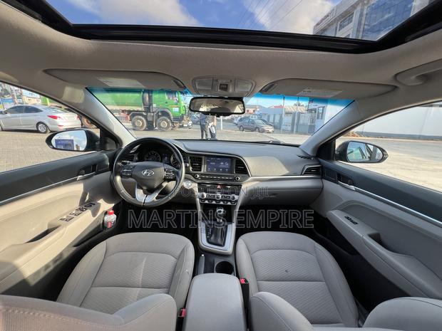 Hyundai Elantra SEL 2020 Black