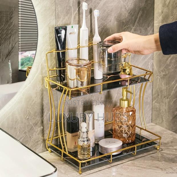 Double Layer Cosmetics Shelf