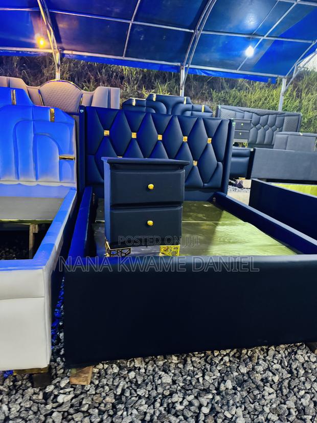 Blue Black Double Bed · Photo 1