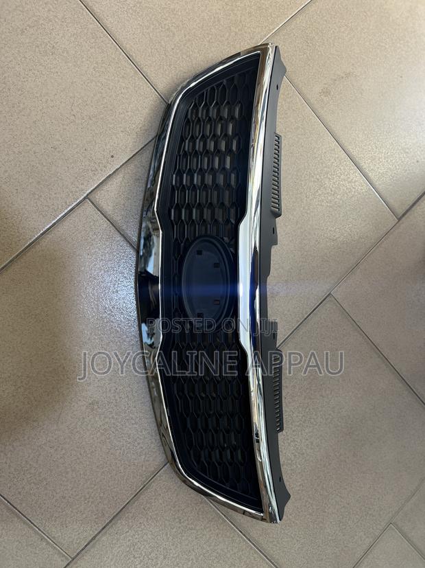 Kia Optima Front Grille 2012 to 2015 photo 2