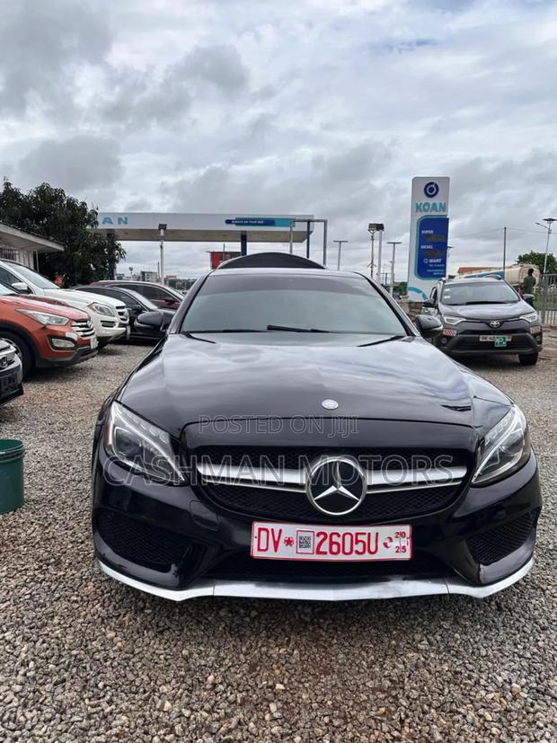 Mercedes-Benz C300 Luxury Sedan RWD (2.0L 4cyl 7A) 2016 Black