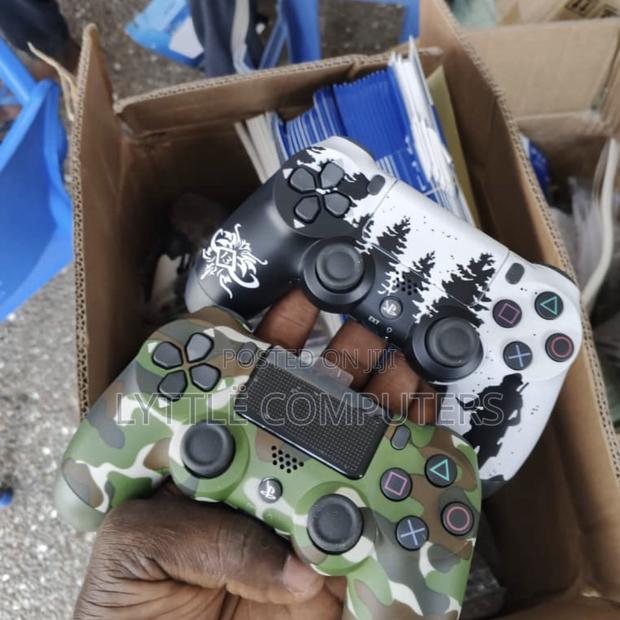 Wireless Dualshock 4 Controller · Photo 2