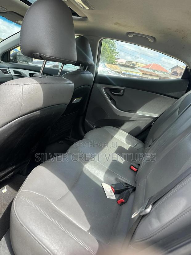 Hyundai Elantra Limited Sedan FWD (1.8L 4cyl 6A) 2013 Blue