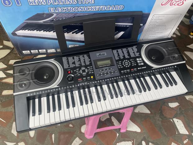MLS-9688 61 Keys Electronic Keyboard · Photo 4