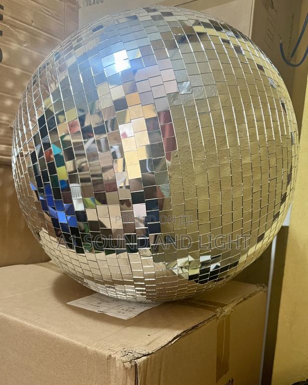 Mirror Ball 40x40x40 · Photo 4