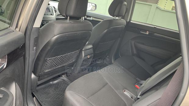 Kia Sorento LX 4dr SUV (2.4L 4cyl 6A) 2014 Gray