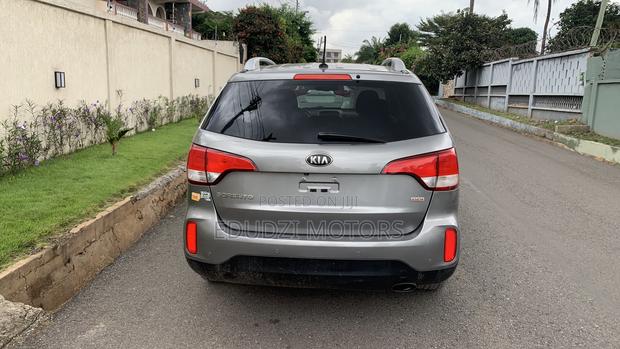 Kia Sorento LX 4dr SUV (2.4L 4cyl 6A) 2014 Gray
