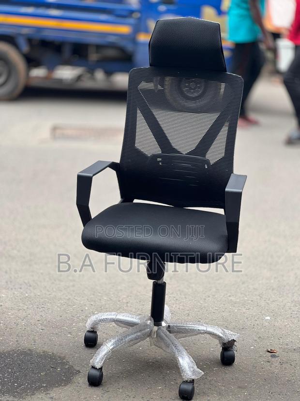 Office Chair · Photo 3