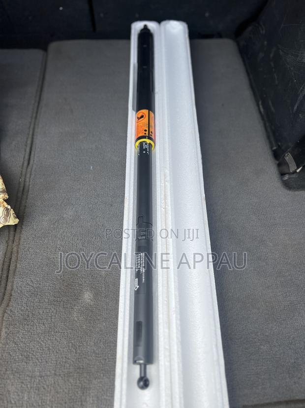 Land Cruiser Prado Electronics Boot Shocks