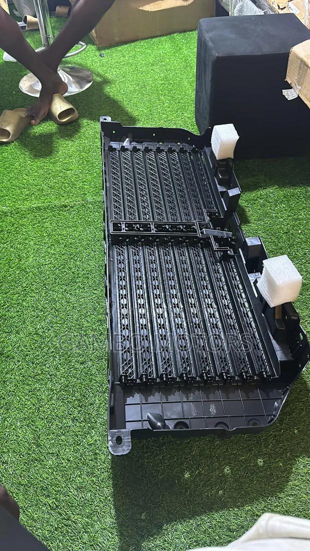 Ford F150 2022 Shutter Grill With Motor photo 3