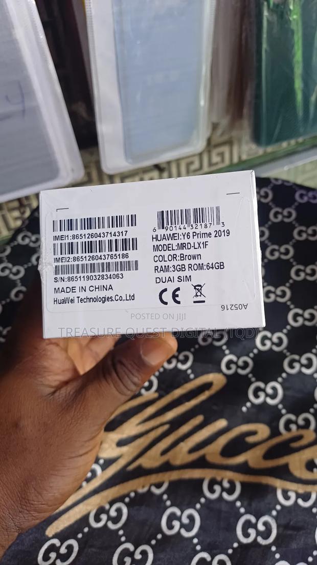 New Huawei Y6 Prime 32 GB Bronze · Photo 2