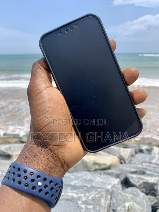 Apple iPhone 13 128 GB Blue · Photo 1