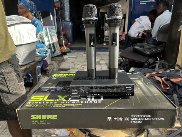 Shure Wireless Microphone (Six240) · Photo 3